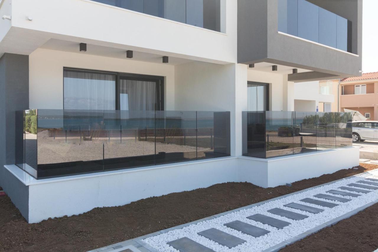 Luxury Beachfront Villa Crystal Aenona - By Ta Leut Agency Нин Екстериор снимка