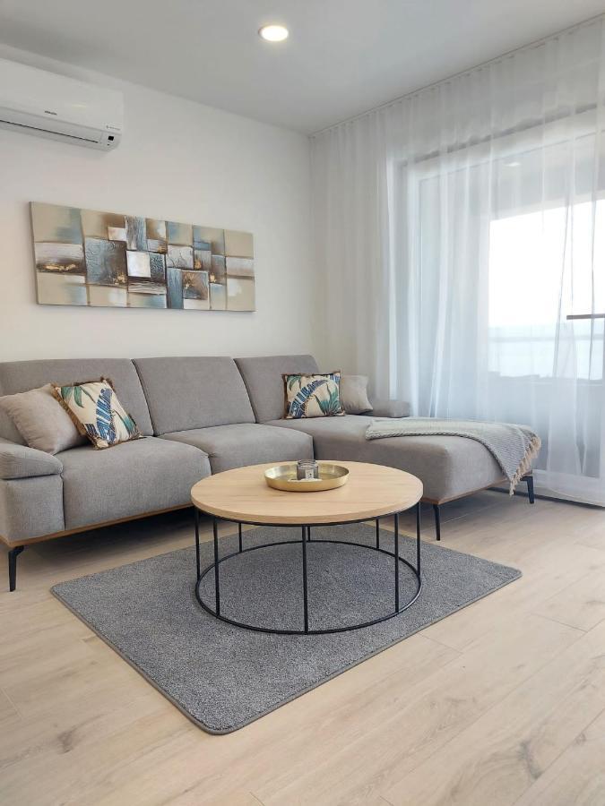 Luxury Beachfront Villa Crystal Aenona - By Ta Leut Agency Нин Екстериор снимка