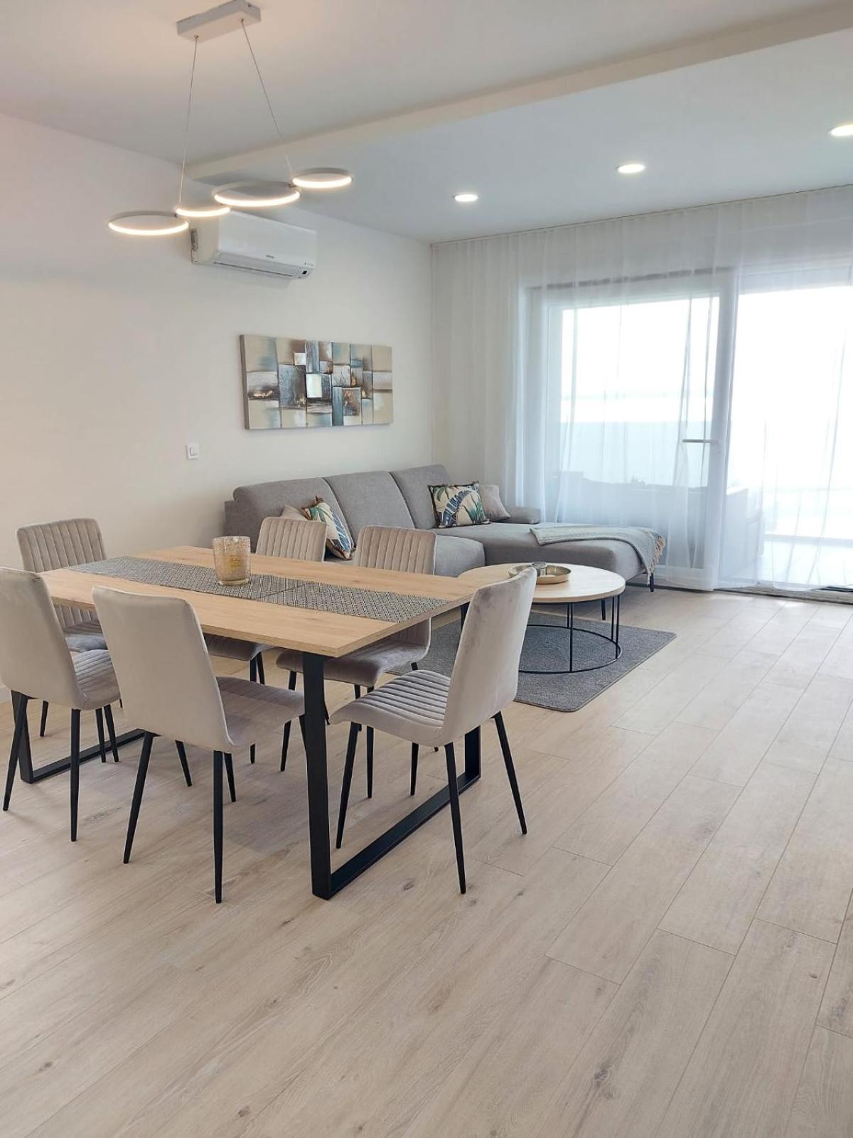 Luxury Beachfront Villa Crystal Aenona - By Ta Leut Agency Нин Екстериор снимка